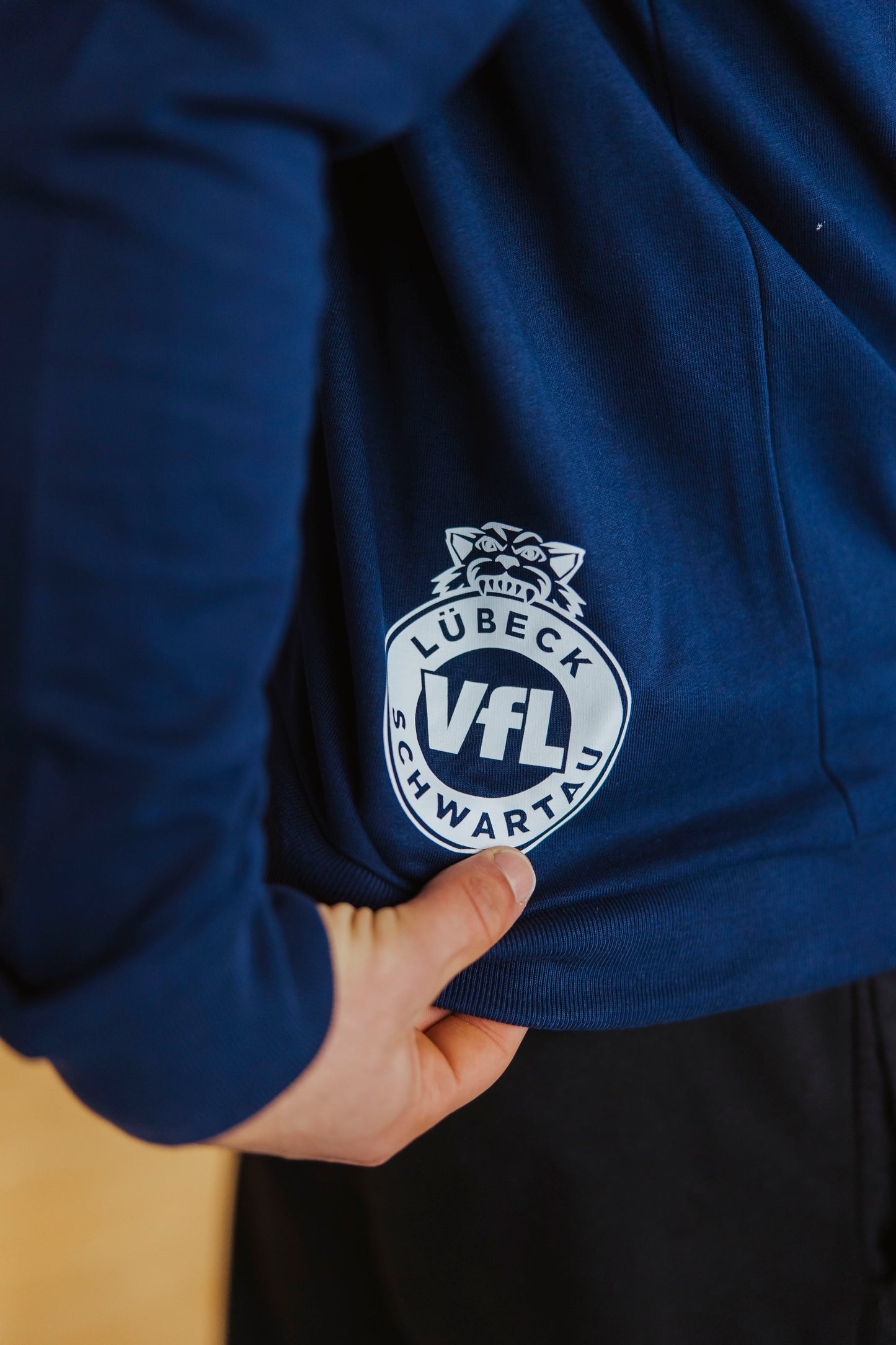 HOODIE FRONTPRINT NAVY