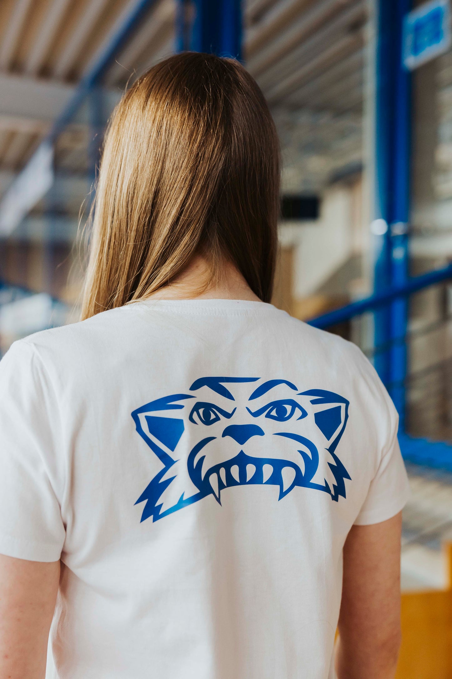 SHIRT BACKPRINT WEIß